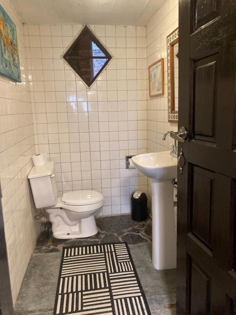 テポストラン Casa Cafe Arte Bed & Breakfast エクステリア 写真